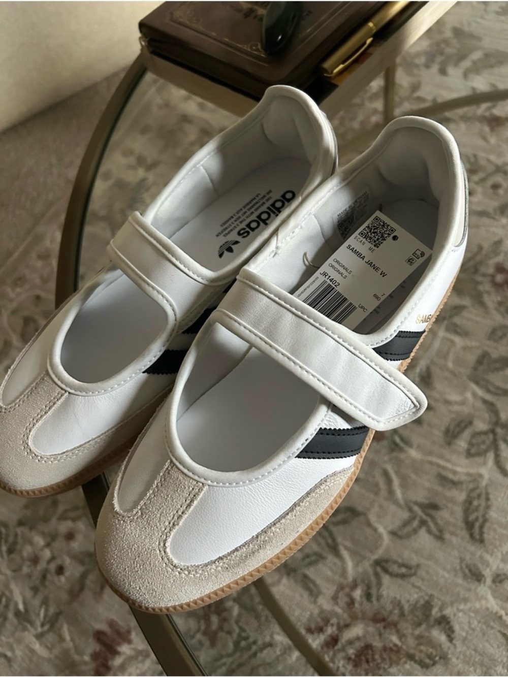 Adidas - Picture 2 of 7